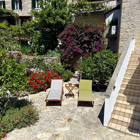 Pjaca * Постира