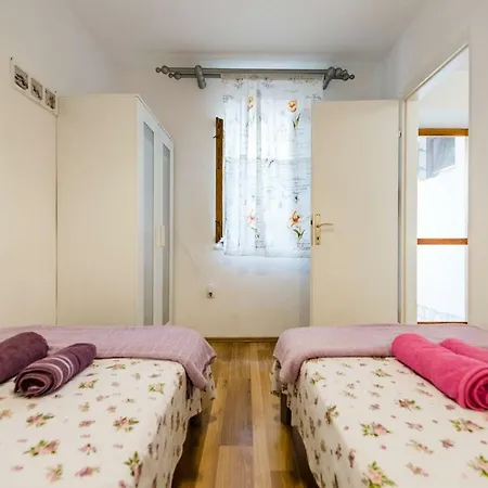 Pjaca Апартаменты Постира